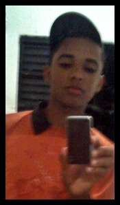 ousado feliz filho de Deus dançarino de free step
jogador gosta de curtir com os amigos de boa e mt jente fina (Y)