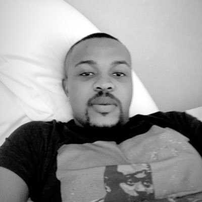 sexysugarlipz's profile picture. Black & Yellow Boy 🤟