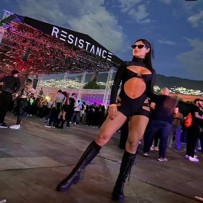 Me encanta bailar
ver pelis
amo el entrenimiento💖
🎀💖💖💖
Ventas al DM😍
Nueva cuenta baby💙🔥🔥