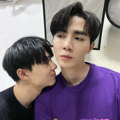 #zeenunew my baby angels 🌈☁️
#GOT7 : divin' to you, stuck in with you 💚