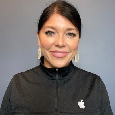  Education Leadership Executive with Apple