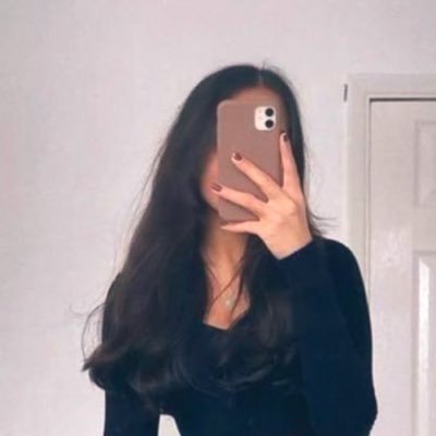 dee19277's profile picture. 