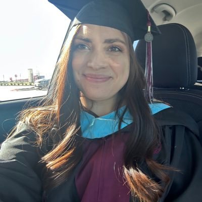 wife. mama. aunt. sitcom enthusiast. sped teacher.