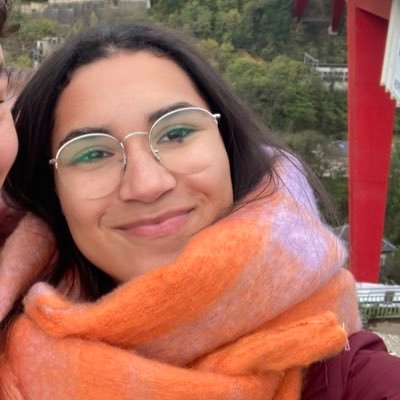 someclownery's profile picture. ‘01