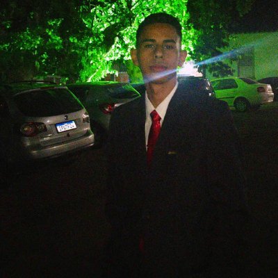 Olá, faço lives na Twitch jogando principalmente Valorant!