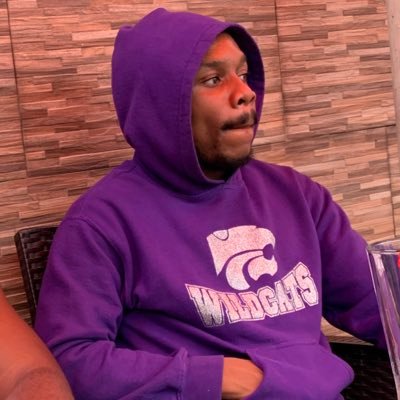 Sent1215's profile picture. Putting random thoughts together.