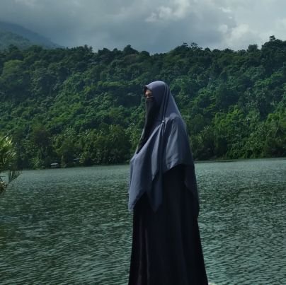 Hidup Cuma Sekali Kalau 2 Kali, Hidup-Hidup.
Istiqomah mencari Ridho Allah.
Aku hanyalah hamba yg ditutup aibnya