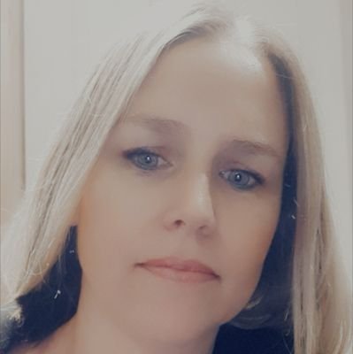 Christian, Mom, 🇨🇦 Conservative,
Part of a small, fringe minority with unacceptable views,
Pierre for PM