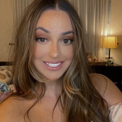 awisssssa's profile picture. and what about it? ♈️💜