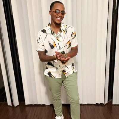 #FAMUALUMNUS . Trust nobody #PBM. #LongLiveLarry 🕊