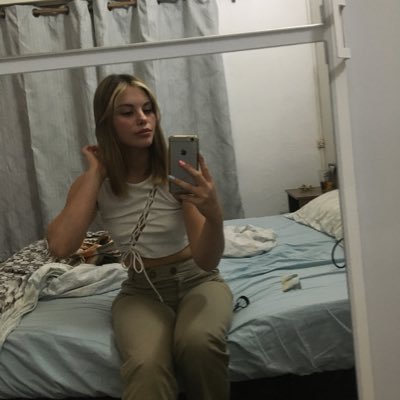 soy de aries, pelo castaño algo tacaño y no colecciono nada