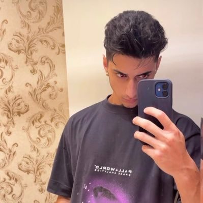 alizahiabdallah's profile picture. الله