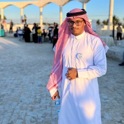 مصور صحفي حمد ابو فيصل (ناشط اجتماعيا ينبع مصور سناب وإعلانات ودعم الاسر المنتجة ومشارك في فريق سنا الجزيره
