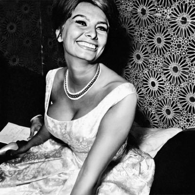 fan account • here to share content of my neapolitan goddess sophia loren • credit goes to their respective owners unless otherwise stated • no affiliation ✨