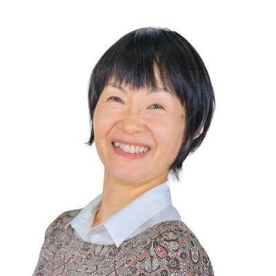 食と体を整える女性のために子宮ケアコーチ
フォローすると健康意識がみにつきます/ツライ女性の悩みをラクにする食事について/元気を取り戻すためのココロとカラダのケアについて/働く女性のための健康情報/生理に伴う悩みと上手に向き合うための発信/元病院管理栄養士×自身の生理の悩みを食・生活習慣見直しでラクにした経験あり