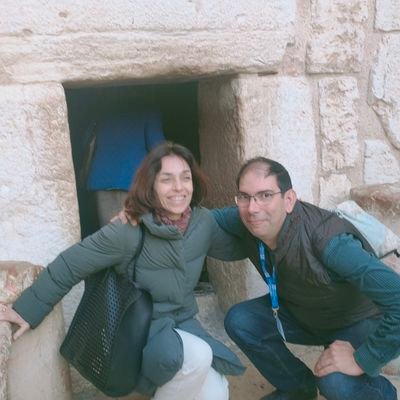 Omnia vincit Amor. Salmantino, Doctor Comunicación, profesor @ufvmadrid, dtor @testimoniotve, colaborador @cope_es @alfayomegasem Escribo poemas, relatos...