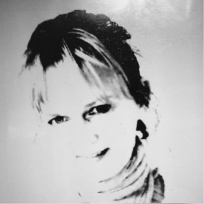 UareReflection's profile picture. I  follow common sense...