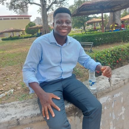 philosopher📚//Writer🖊️//Travel lover✈️//Businessman👔//Believer❤️💙//Gooner🔴//The only one who loves you and won't slander you on Twitter 😂🤗.