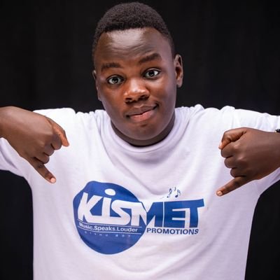 Gishuproudboy's profile picture. ONE LOCAL BUT GLOBAL BOY #BUGISU |#CONGRESSPERSONALITY | #PROMOTER© | #ManchesterUnited fan💟 | #MbaleCity ❤‍| #STUDENT 📌