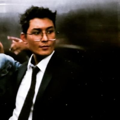 apurba_shakya's profile picture. Schrodinger's douchebag