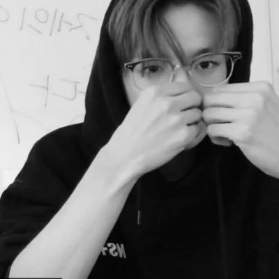 t2_khet's profile picture. https://t.co/LR4o2s131w