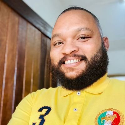 LunganiDinnern1's profile picture. Tomorrow is defined by ur present