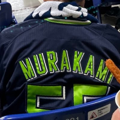 小学校教員。教職5年目27歳です。働き方改革すすめたい。大阪出身ヤクルトファンです。小中高野球してました。
