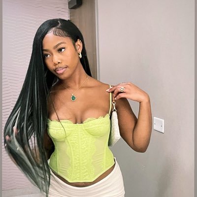 pure aura 🌱 | FAMU alumna