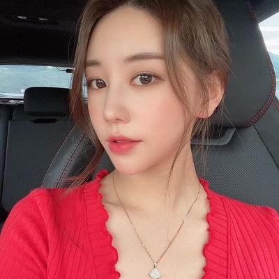 BloorEmily1's profile picture. 