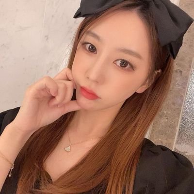 WhitMerle2's profile picture. 