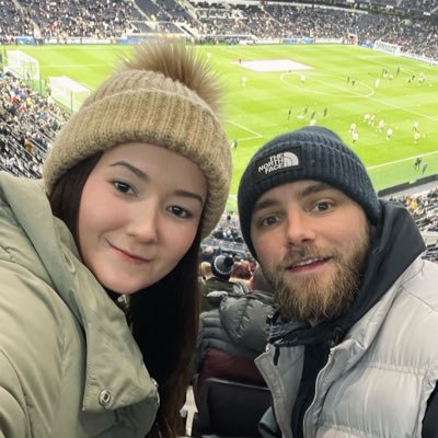 jesslouiseford's profile picture. 