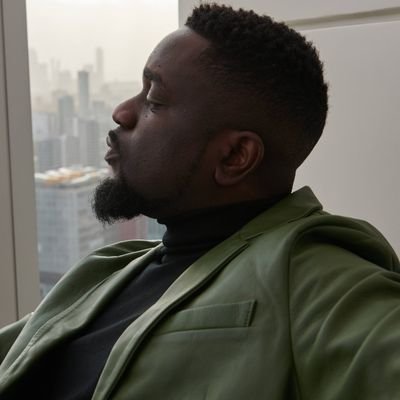 OKHov_a's profile picture. FC Barcelona⚽️ Culer ❤️💙... Music lover🎶 Sarkodie⚡️Nas⚡️JayZ⚡️LilWayne🐐