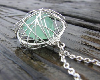 LoopsJewellery's profile picture. Hi! I'm Jill and I design and make artisan jewellery. I am a wife, a mom, a teacher, and here, you may get to know a bit more of me. :)