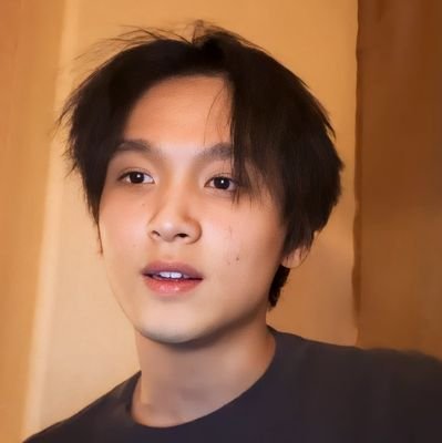 traveIspace's profile picture. be a gentle and intimate person, boy. just like my dad.