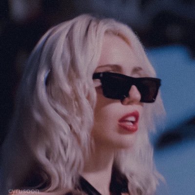 Miley Updatesさんのプロフィール画像