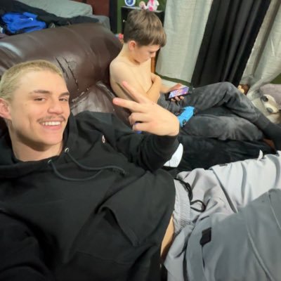 RileySchanaman's profile picture.