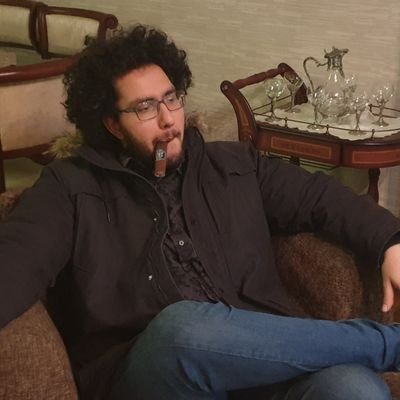 nobletooth's profile picture. اچل‌شو اوچول کن (؟)

b.cs sut / SE @ non-faang