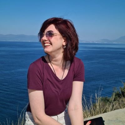 haklisinfeg's profile picture. bir garip insancık🐈🖤