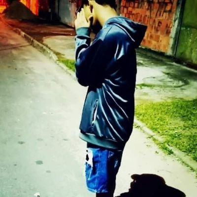 não quero guerra como ninguém so quero fica em paz cmg mesmo ❤