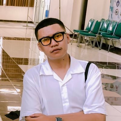 muhammadhilmy54's profile picture. aku hanya berpura-pura menjadi aku.