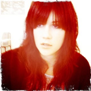 Emma___Hall's profile picture. 