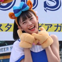 横浜DeNAベイスターズ diana Sarasa 宇野乃さらさ 直筆サイン FTnNvgIaIAAYbLE.jpg