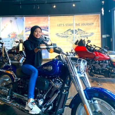 Mimi | Penang | Harley-Davidson | Sales Girl | Merchandise H-D