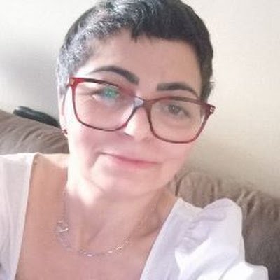 RosalaPereiraC1's profile picture. 