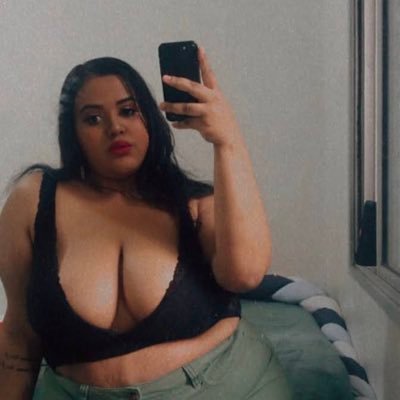 🇧🇷• alt model • BBW 🍑 • I DON'T date and I don't exchange nudes (avoid blocks)🙅🏽‍♀️ • verified by @sejaprivacy and @onlyfans 🔥