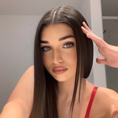 naughtyVic02's profile picture. Girls just wanna have fun 😋