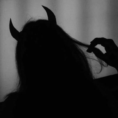sin tabú... 😈 soy el demonio vestido de mujer .... Cómplices swinger 🔥