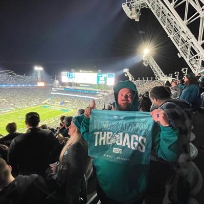 I’m made of Baja Blast Larry, what are you made of? #DTWD