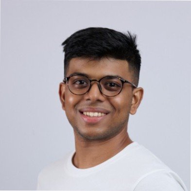 3thumb's profile picture. product at @glintsid and part-time masters student at @nusingapore