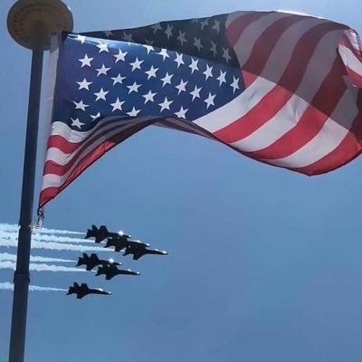 rmurphy788's profile picture. Just trying to live my best life, with my family, in the Communist Occupied State of Connecticut.